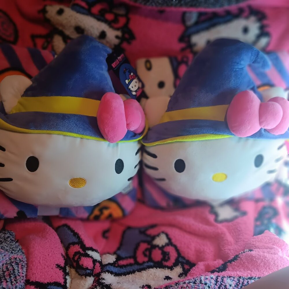 Hello Kitty Witch Pillow and Blanket Set 1 Set